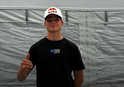 Bild: Quad Lock Welcomes Rising Downhill Mountain Biking Phenom Asa Vermette as Brand Ambassador