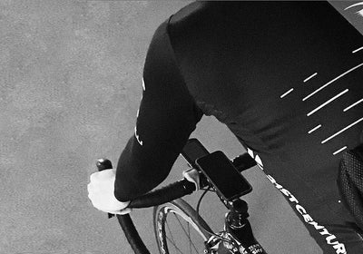 Bild: CHRIS FROOME TRAINIERT MIT SEINEM iPHONE UND QUAD LOCK