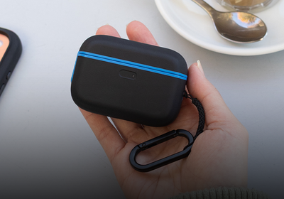 Immagine: AirPods Case with MagSafe Charging & Drop Protection | Quad Lock
