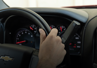 Imagen: The Best Phone Mount for Chevy Silverado